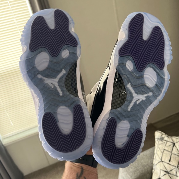 Two pairs of Jordan’s main image 8